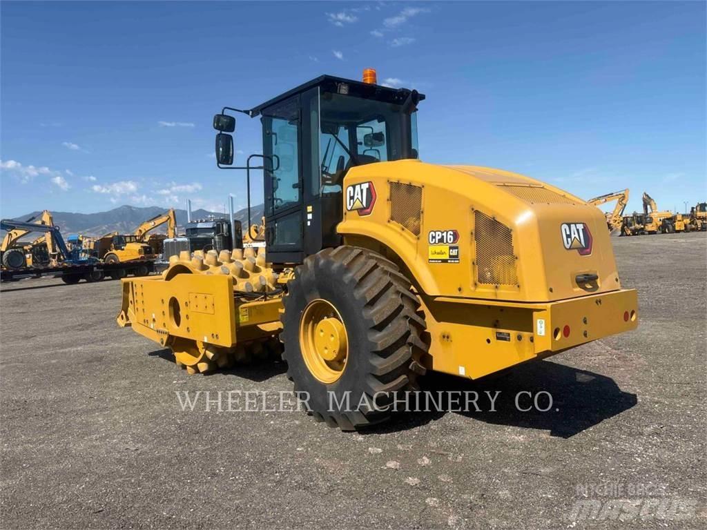 CAT CP16 单轮压路机