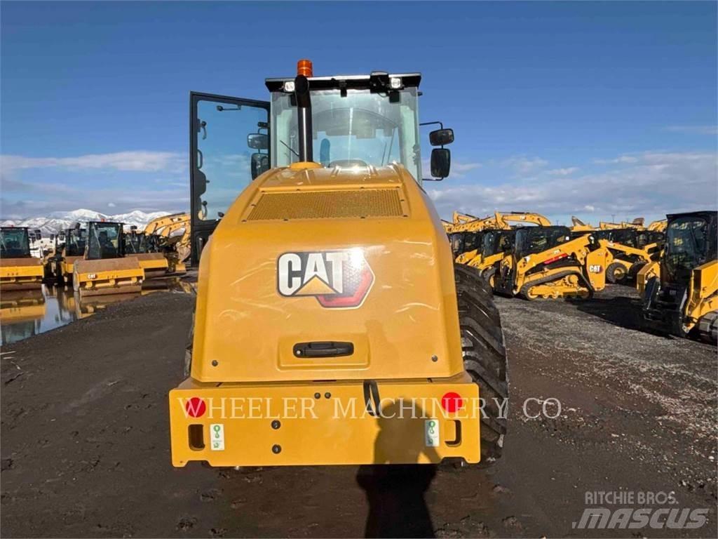 CAT CP16 单轮压路机