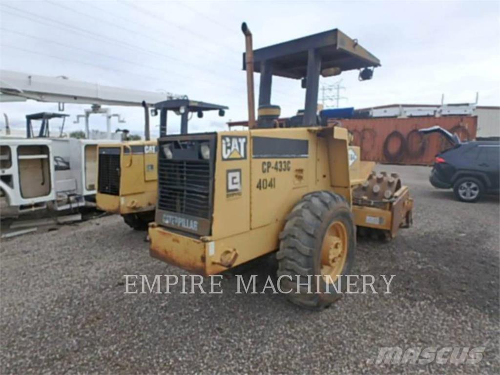 CAT CP433C 单轮压路机