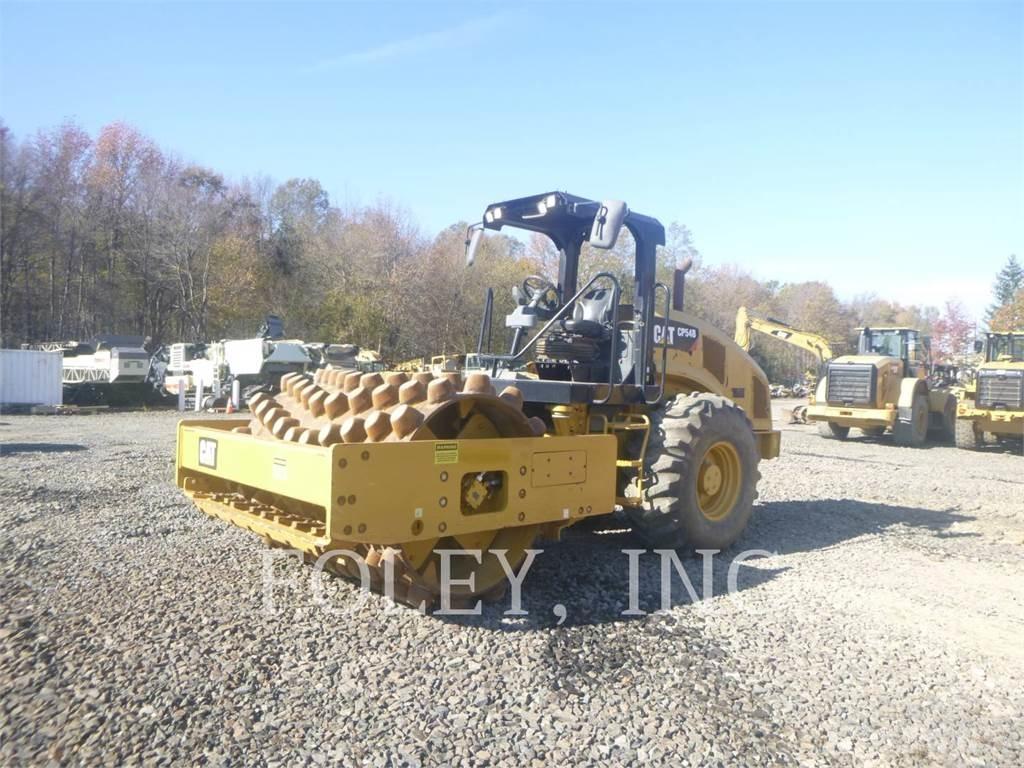CAT CP54B 单轮压路机