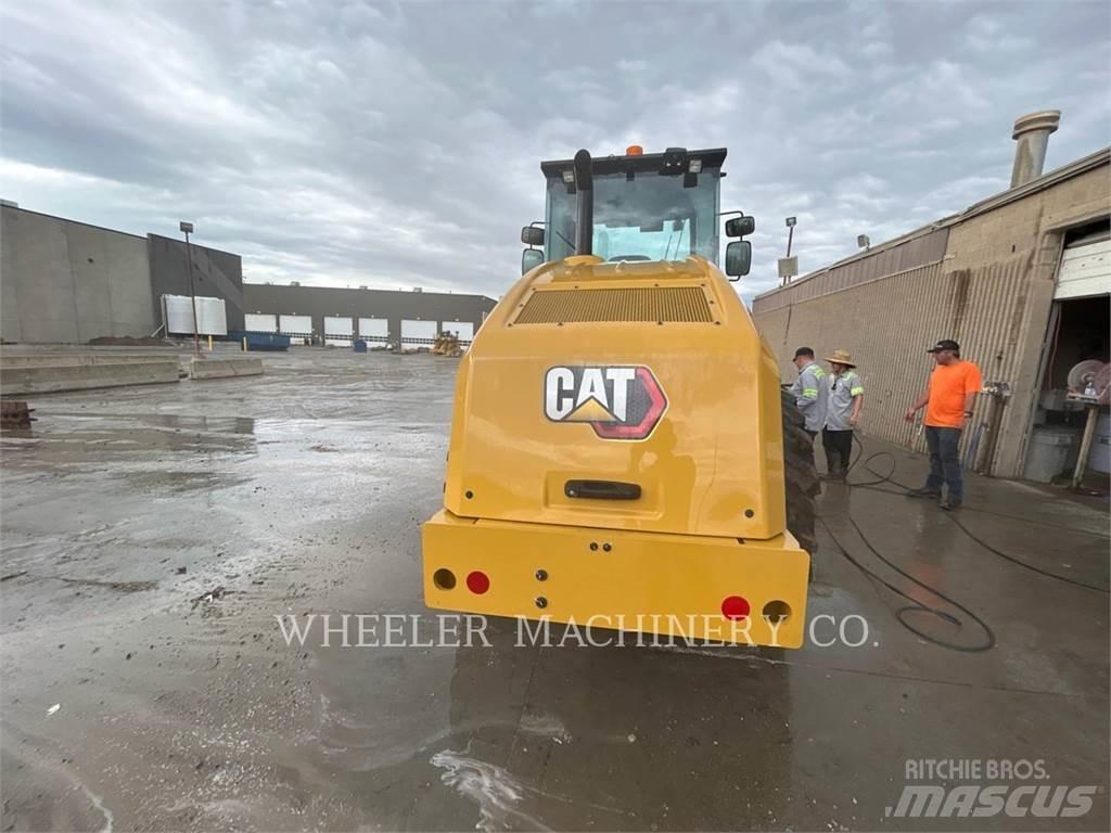 CAT CP56B 单轮压路机