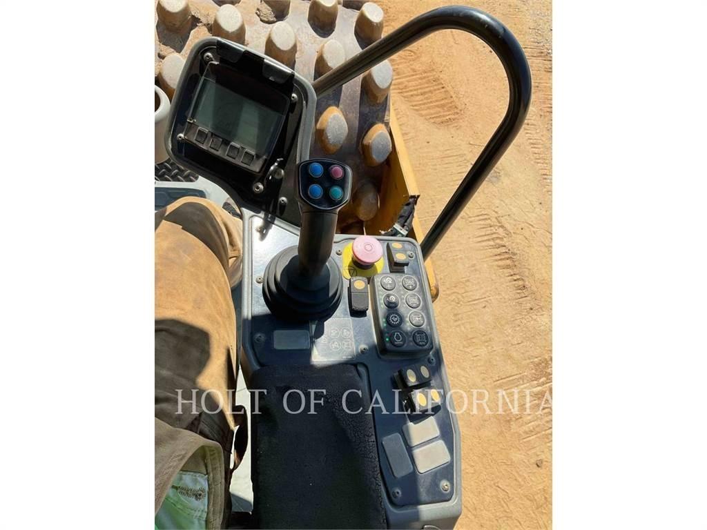 CAT CP56B 单轮压路机