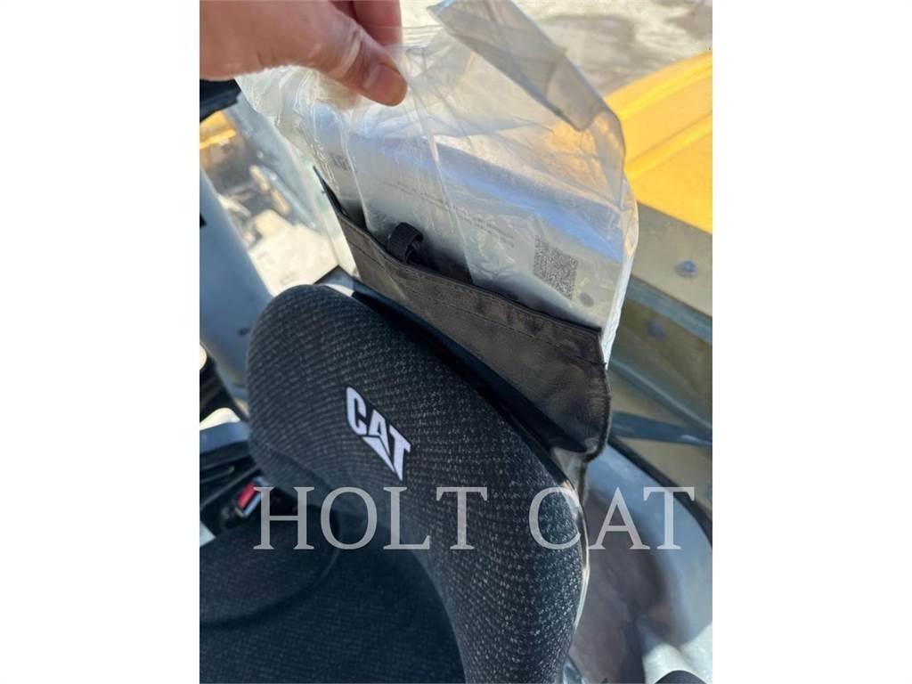 CAT CP56B 单轮压路机