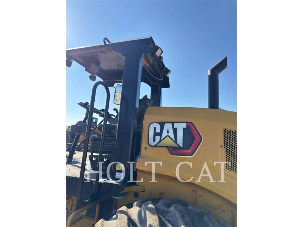 CAT CP56B 土壤压实机
