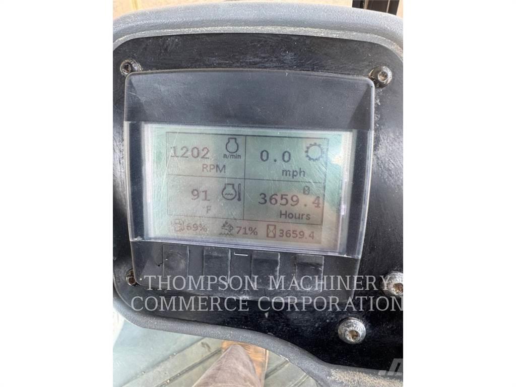 CAT CP56B 单轮压路机