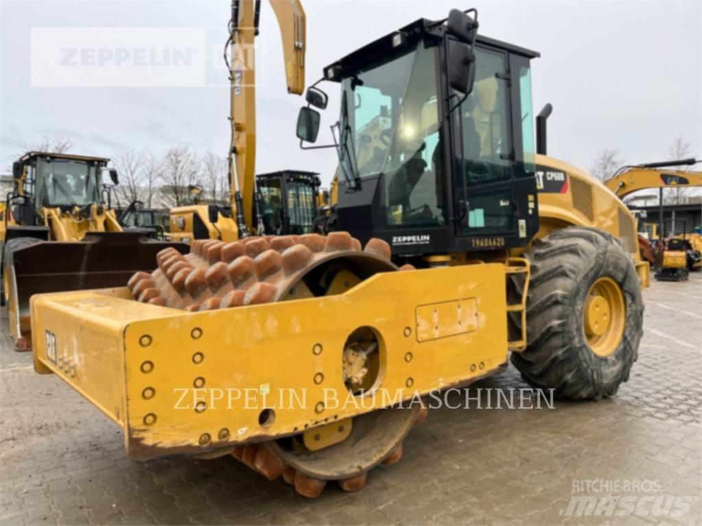 CAT CP68B 土壤压实机