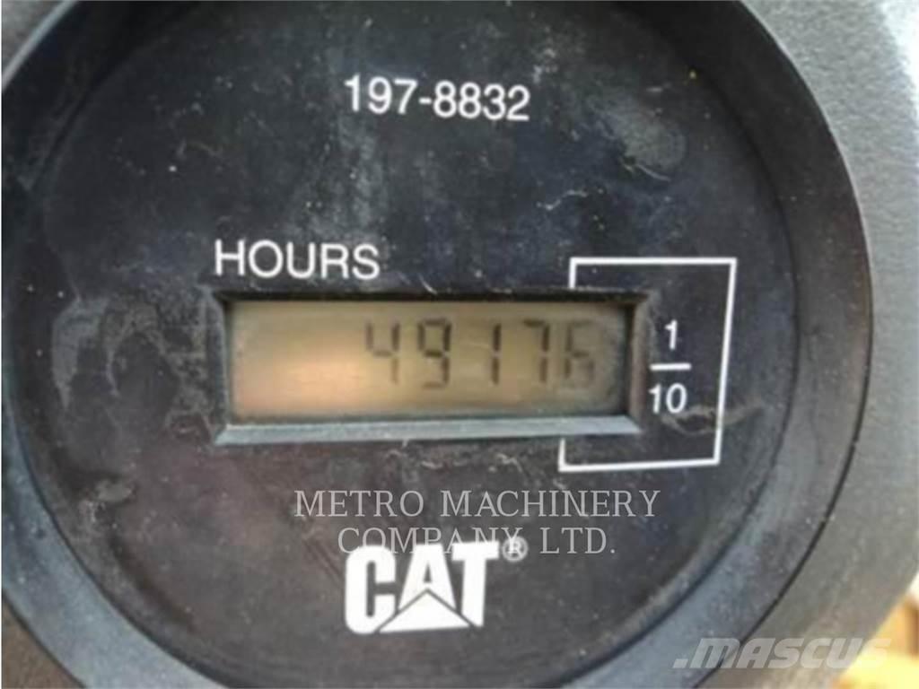 CAT CS-533E 单轮压路机