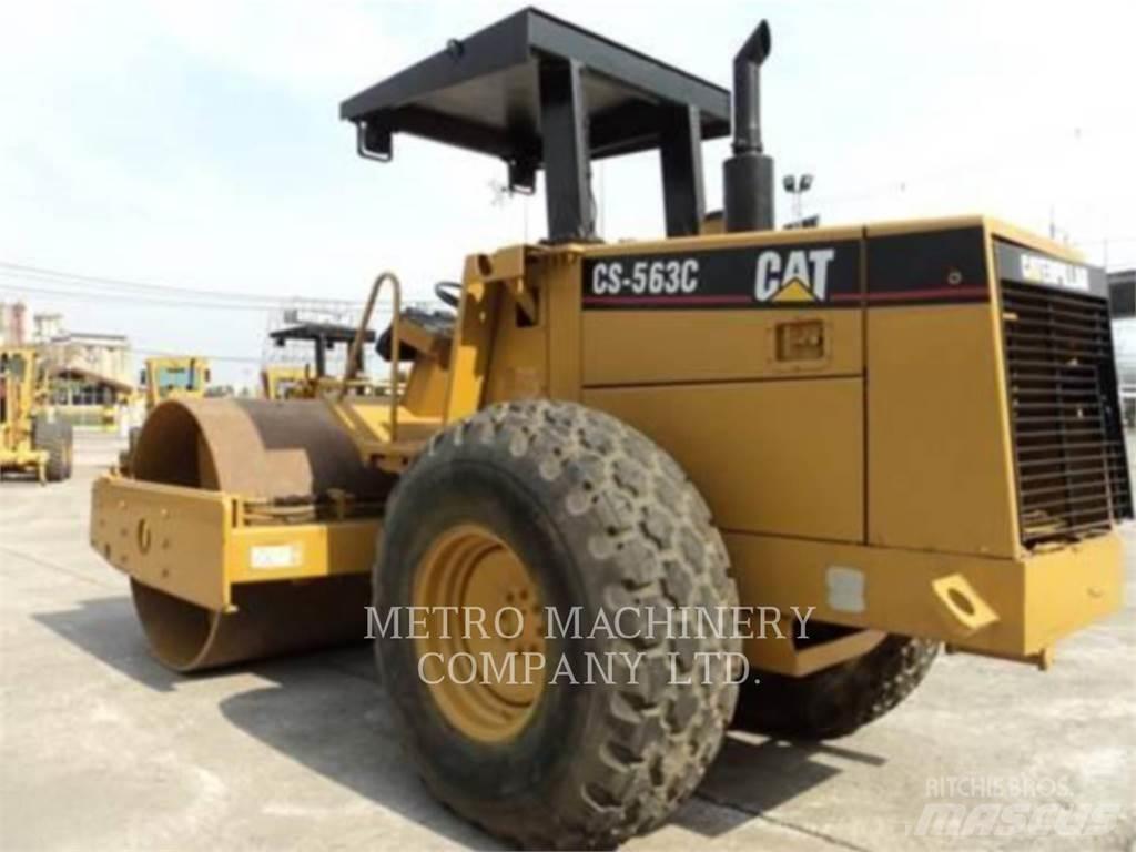 CAT CS-563CAW 单轮压路机