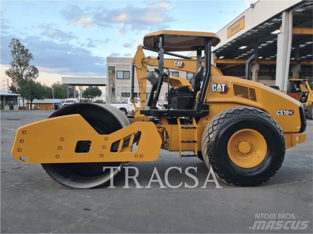 CAT CS10GC 单轮压路机