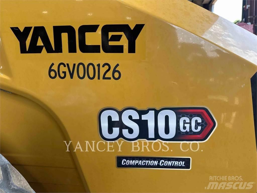 CAT CS10GC 单轮压路机