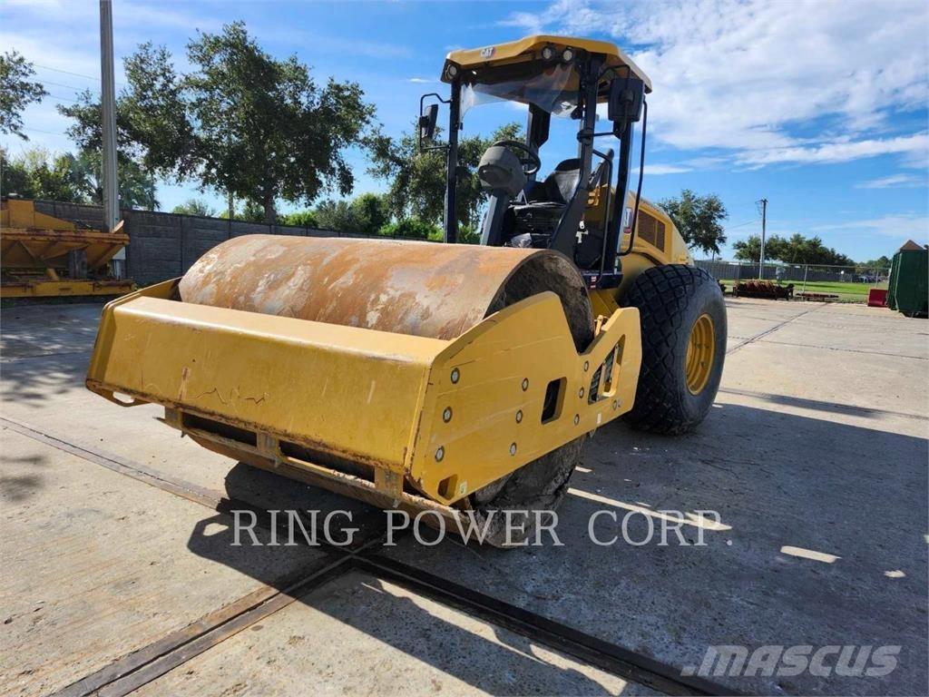 CAT CS10GC 双轮压路机