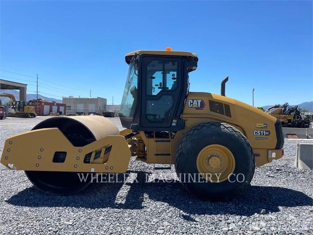 CAT CS11 GC 单轮压路机