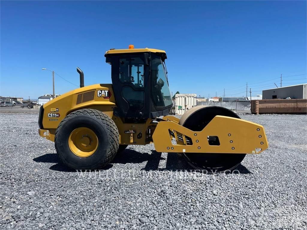 CAT CS11 GC 单轮压路机