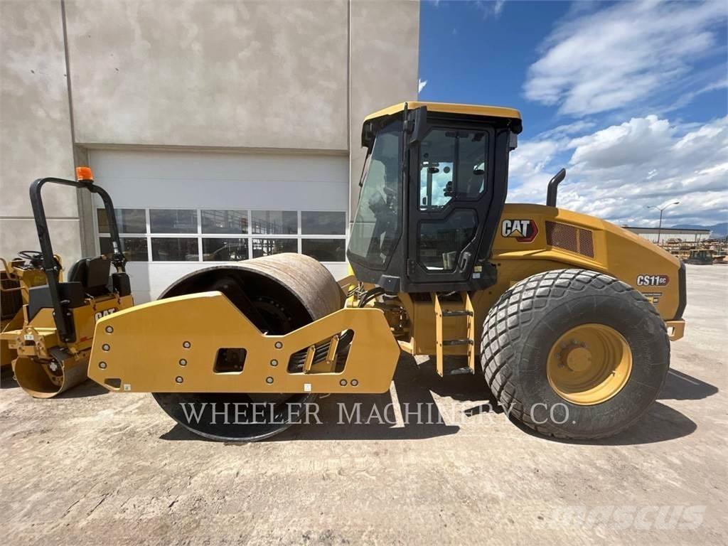 CAT CS11 GC 单轮压路机