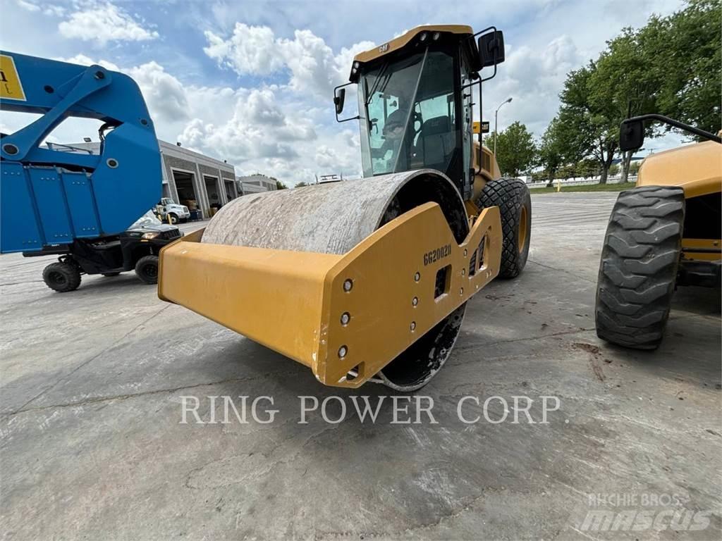 CAT CS11GCCAB 双轮压路机