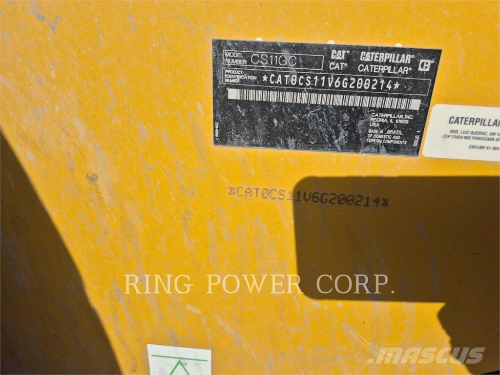 CAT CS11GCCAB 双轮压路机