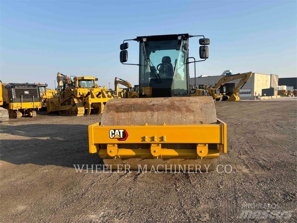 CAT CS12 单轮压路机