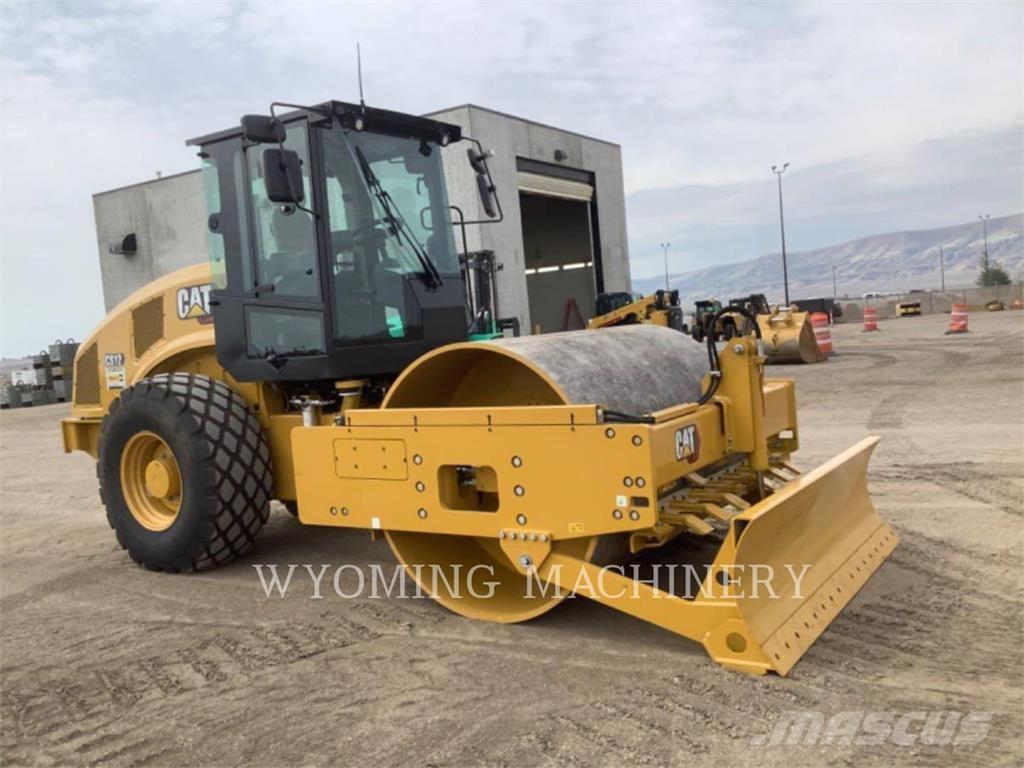 CAT CS12 沥青喷洒机