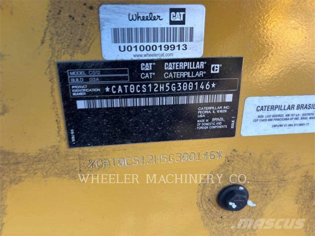 CAT CS12 单轮压路机