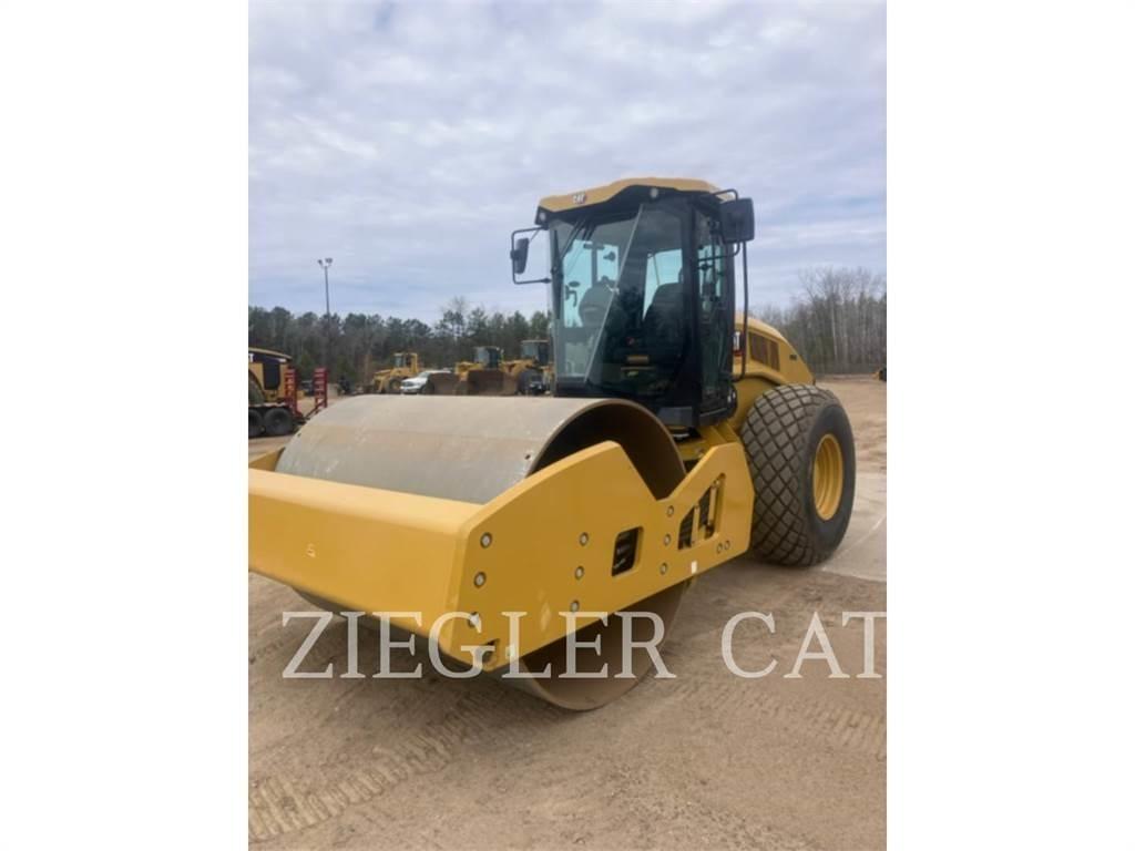 CAT CS12GC 土壤压实机