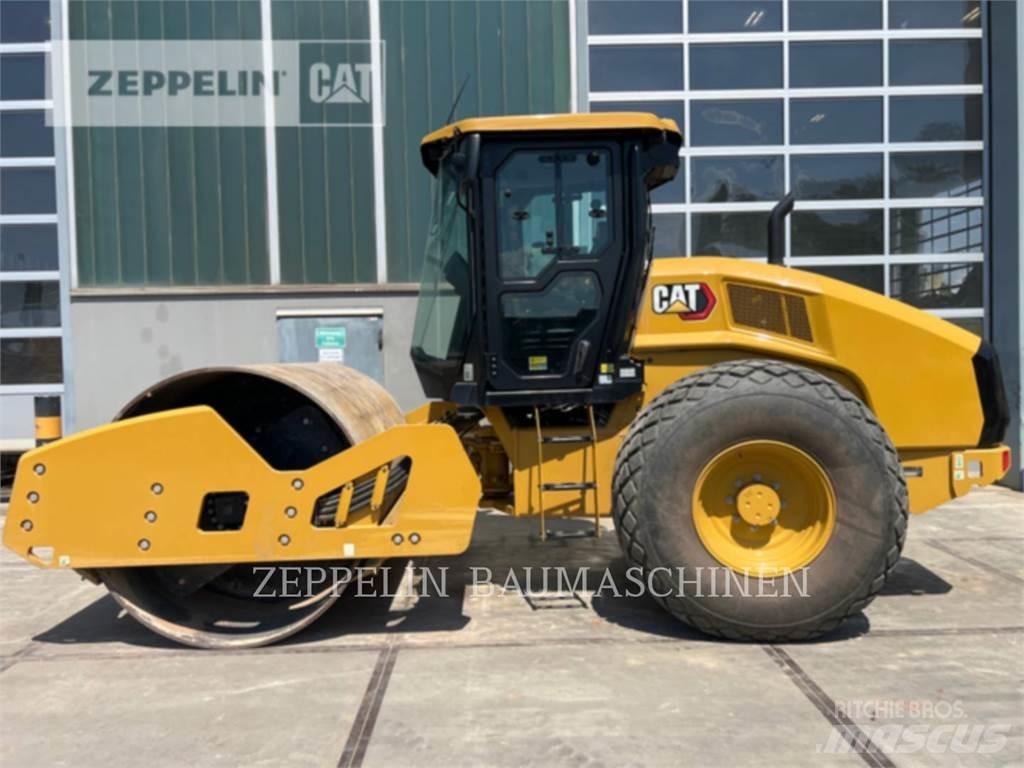 CAT CS12GC 土壤压实机