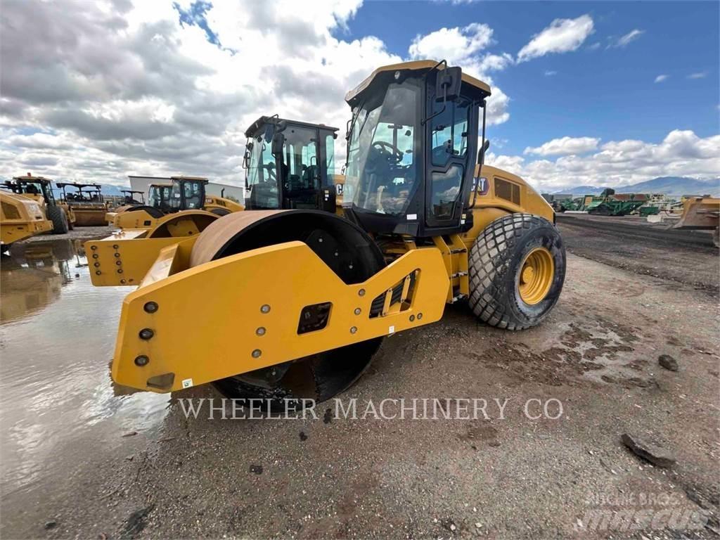 CAT CS13 GC 单轮压路机