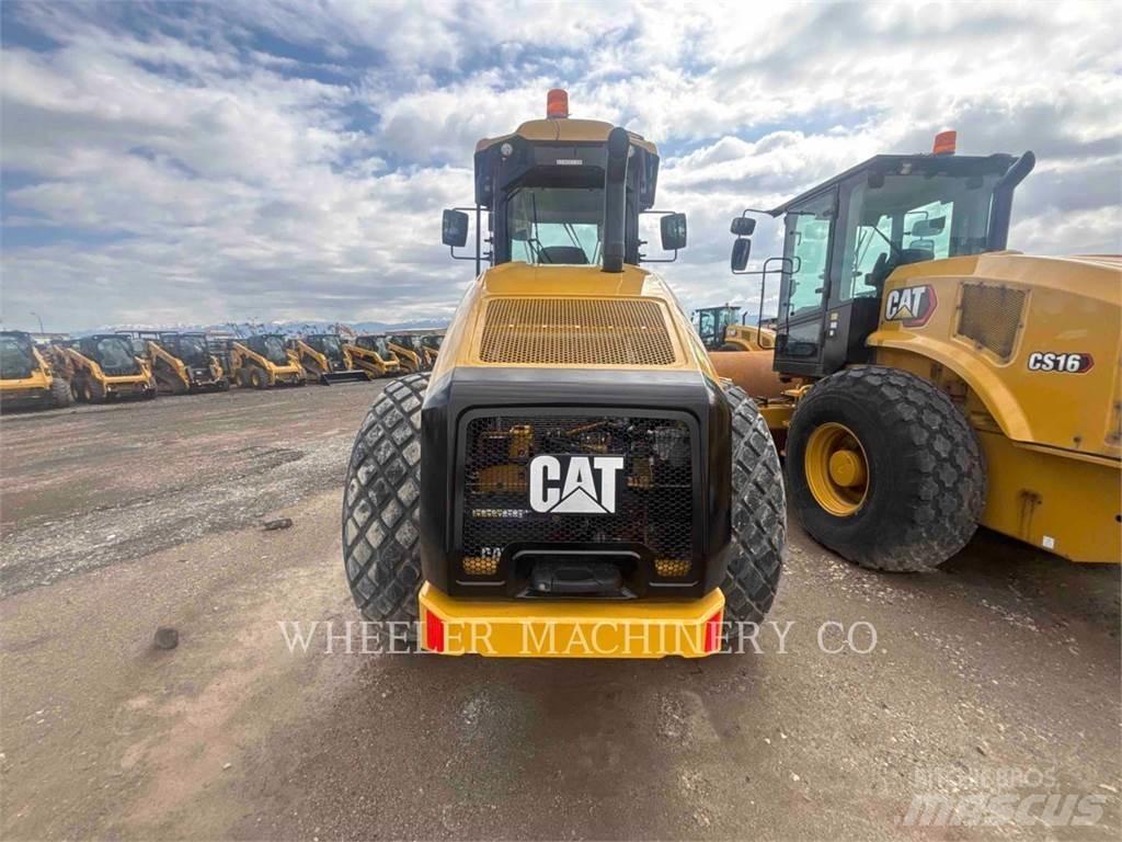CAT CS13 GC 单轮压路机
