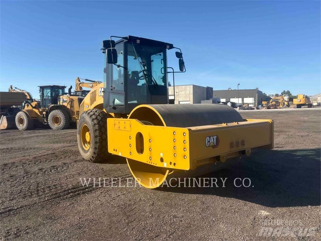 CAT CS16 单轮压路机