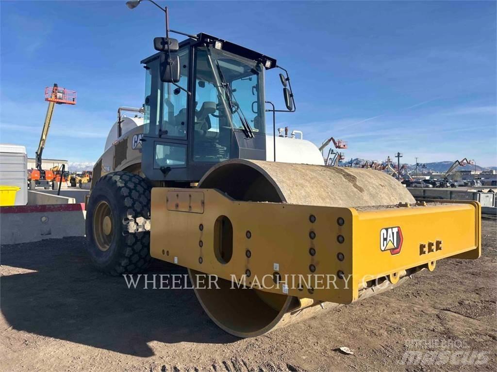 CAT CS16 单轮压路机