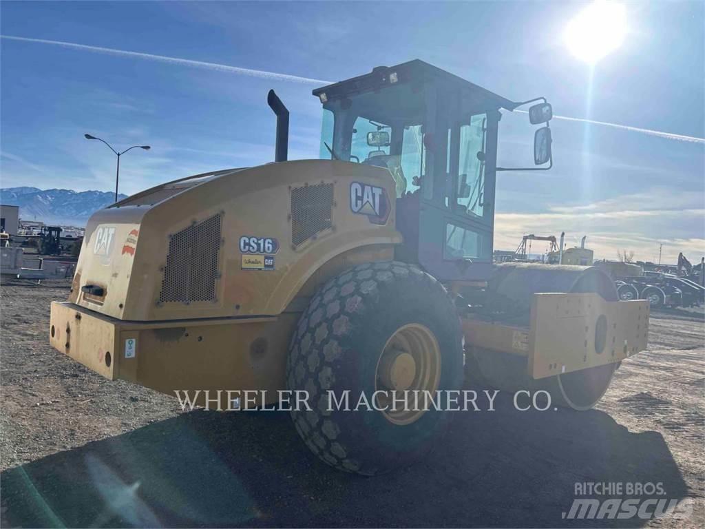 CAT CS16 单轮压路机