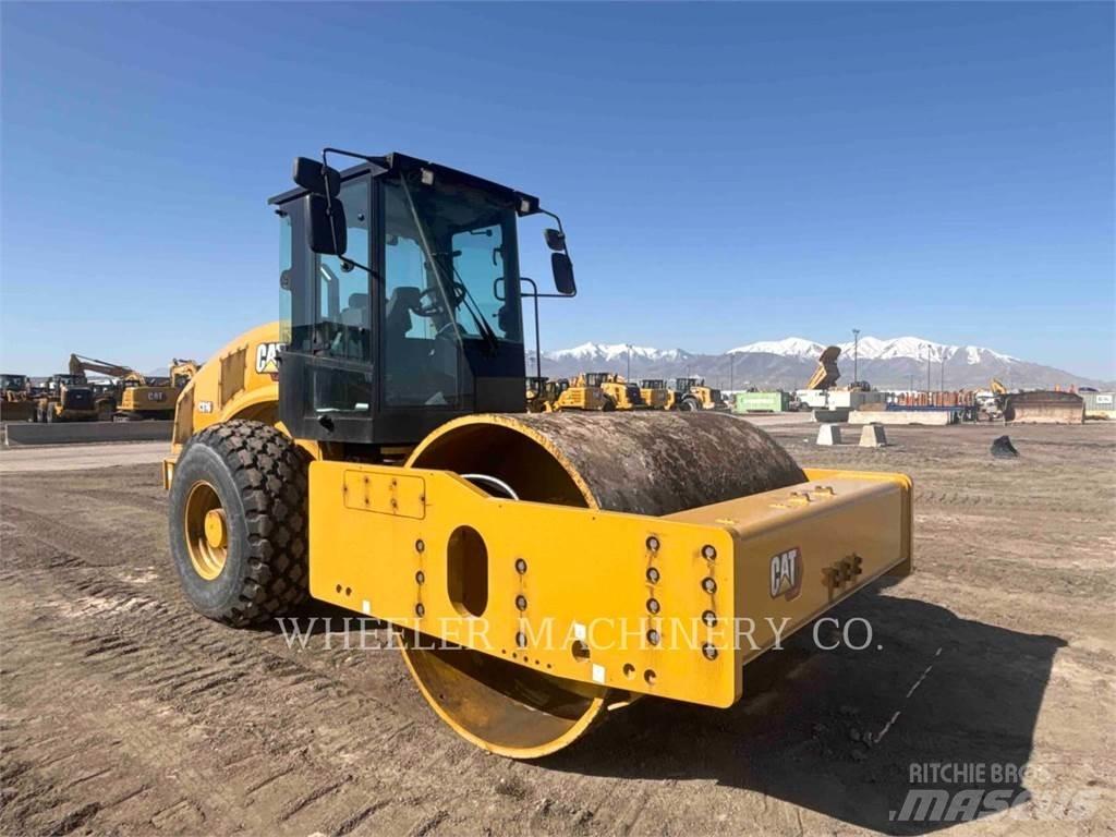 CAT CS16 单轮压路机