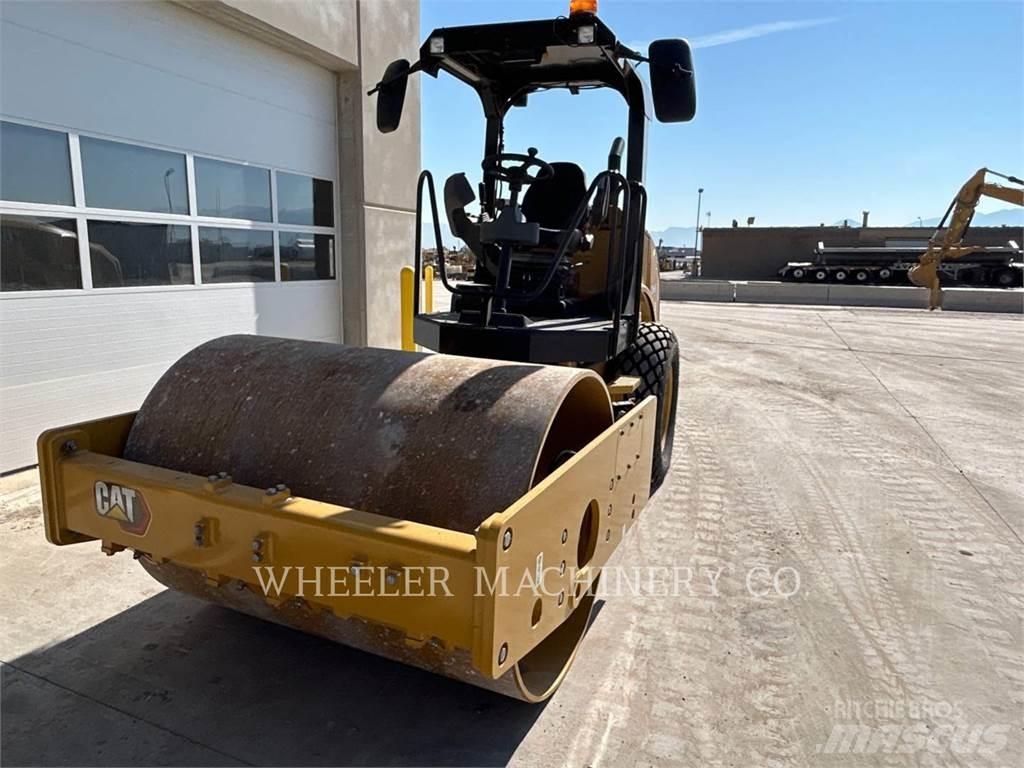 CAT CS44B 单轮压路机