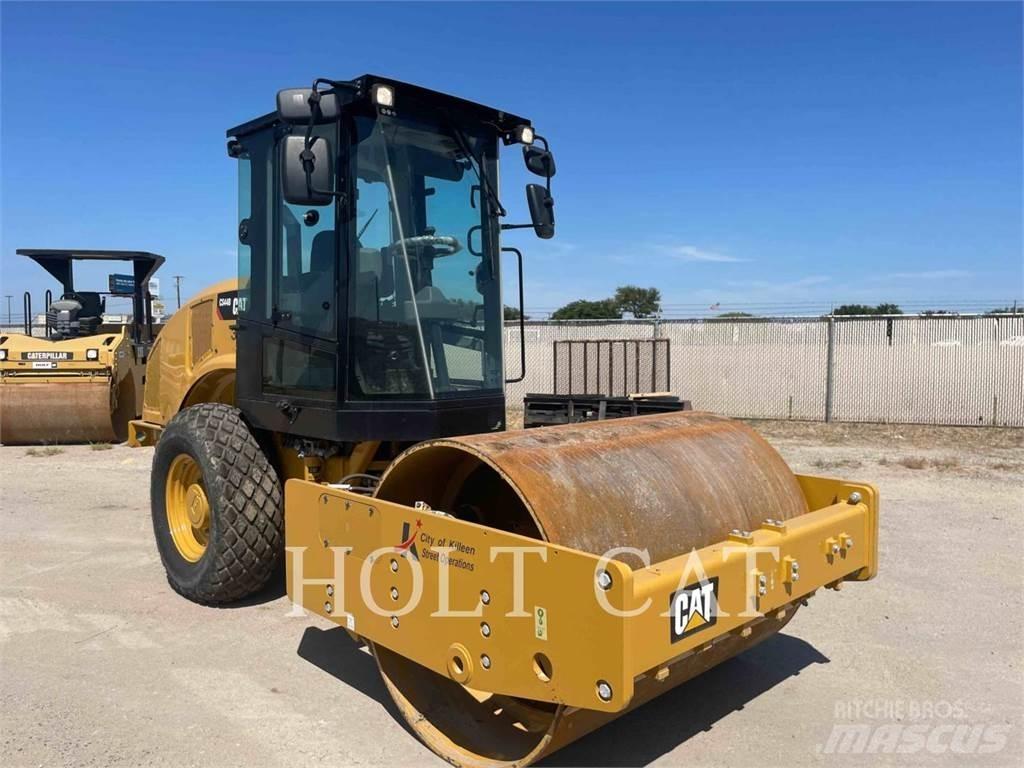 CAT CS44B 单轮压路机