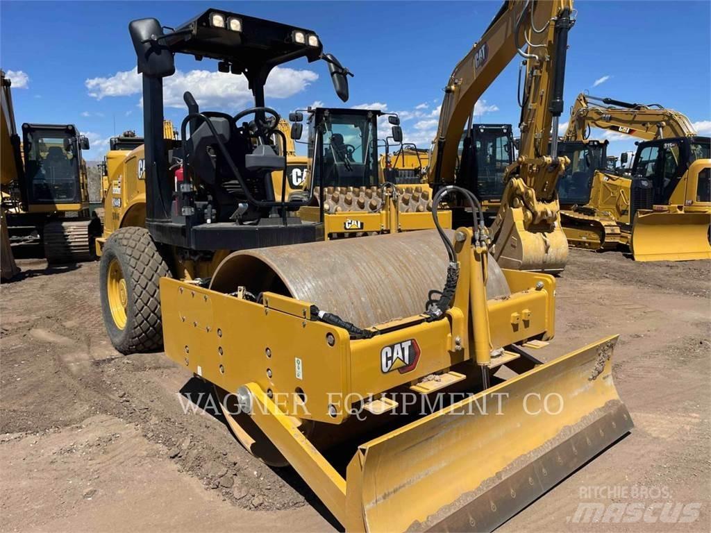 CAT CS44B 土壤压实机