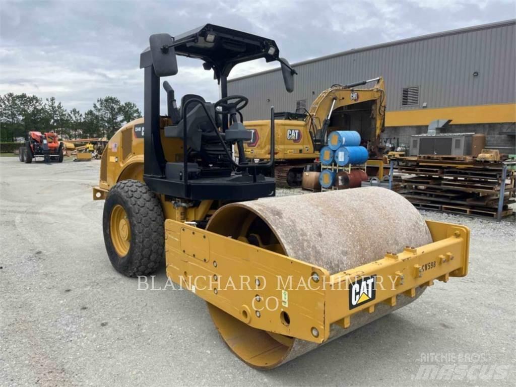 CAT CS44B 单轮压路机