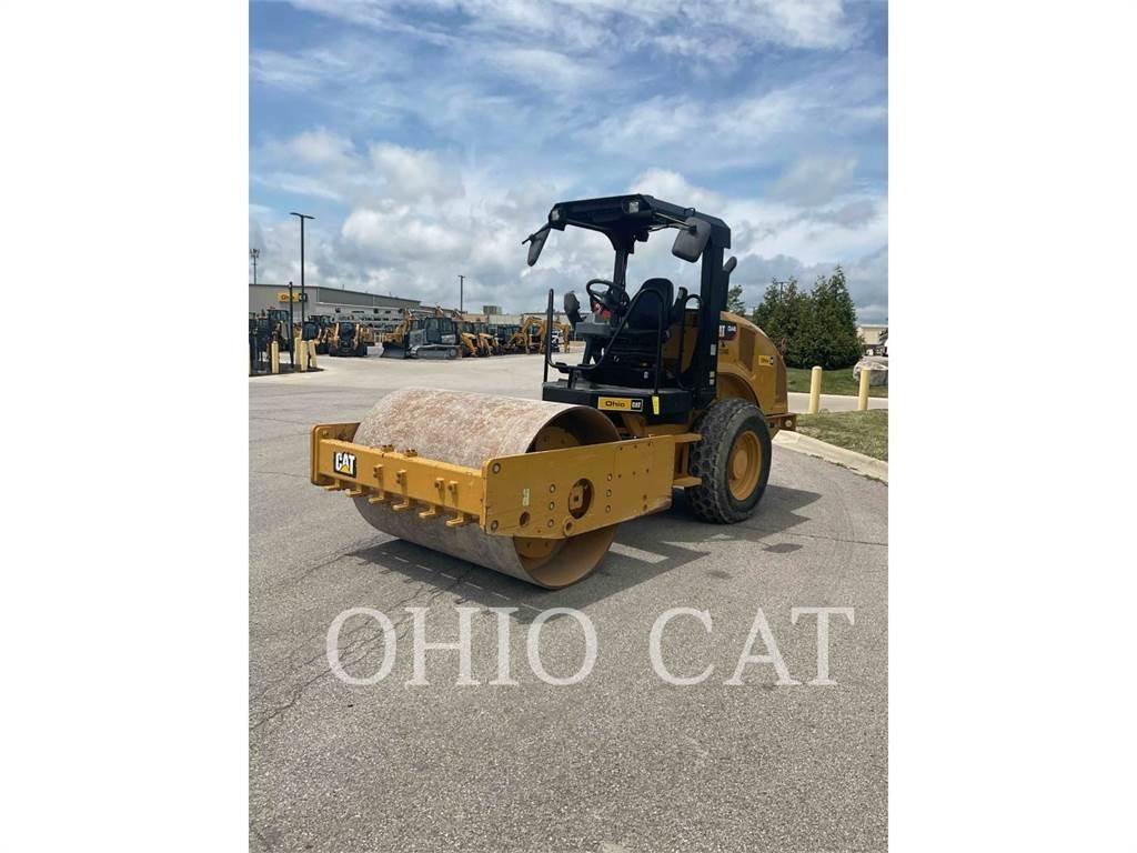 CAT CS44B 复合式压路机