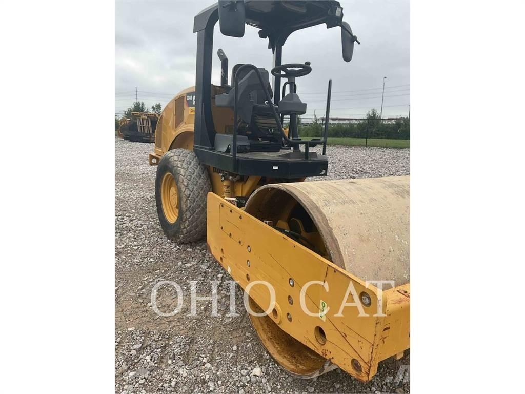CAT CS44B 复合式压路机