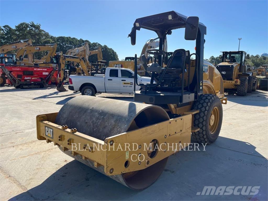 CAT CS44B 单轮压路机