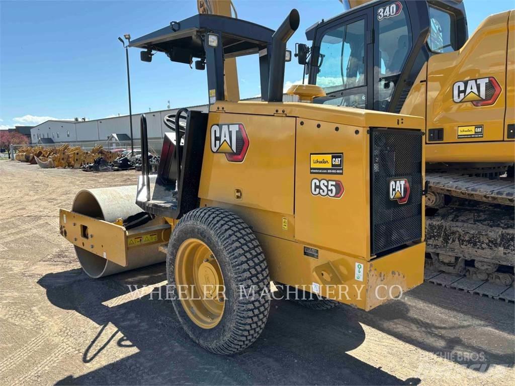 CAT CS5 单轮压路机