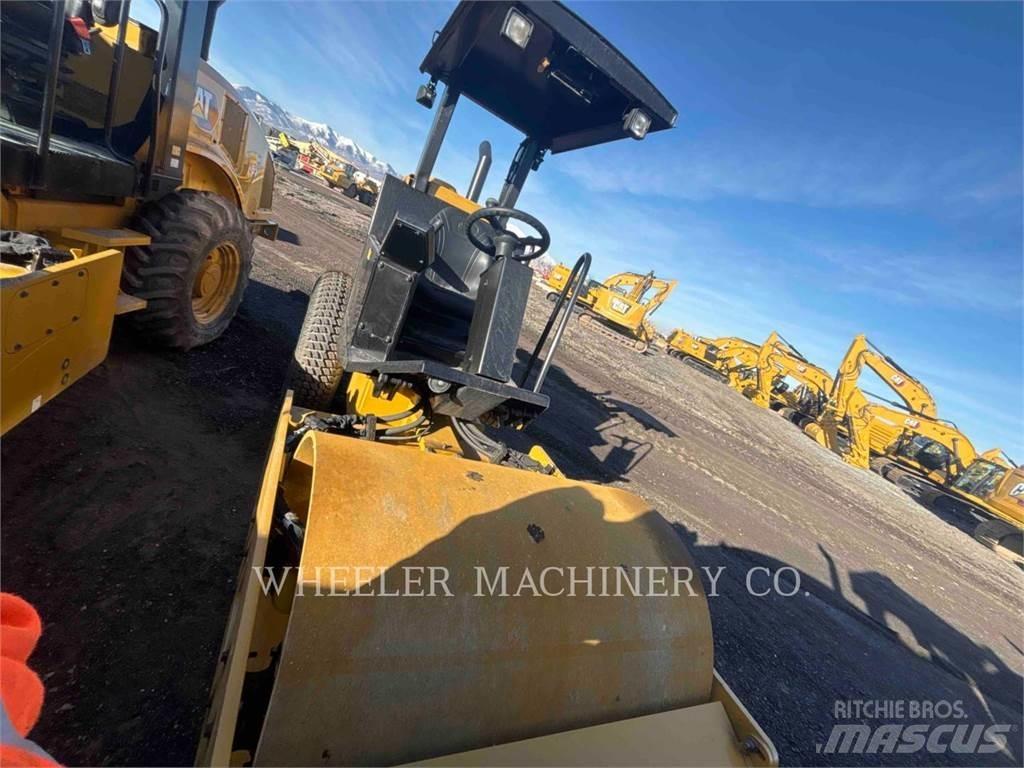 CAT CS5 单轮压路机