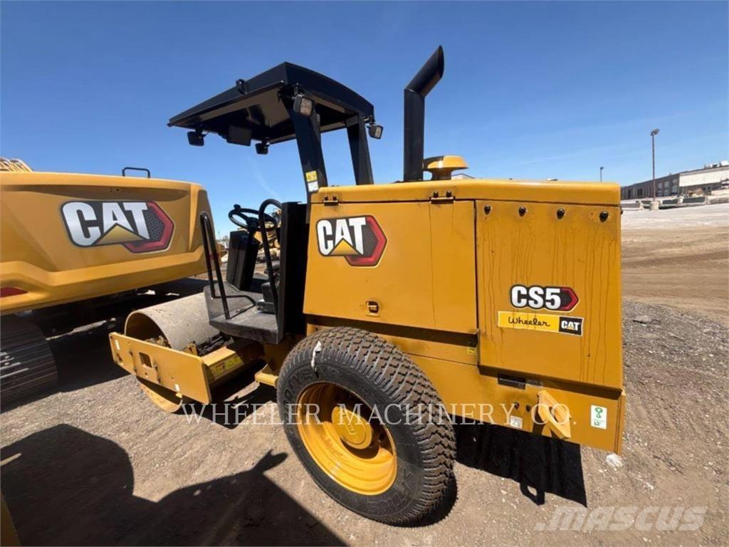 CAT CS5 单轮压路机