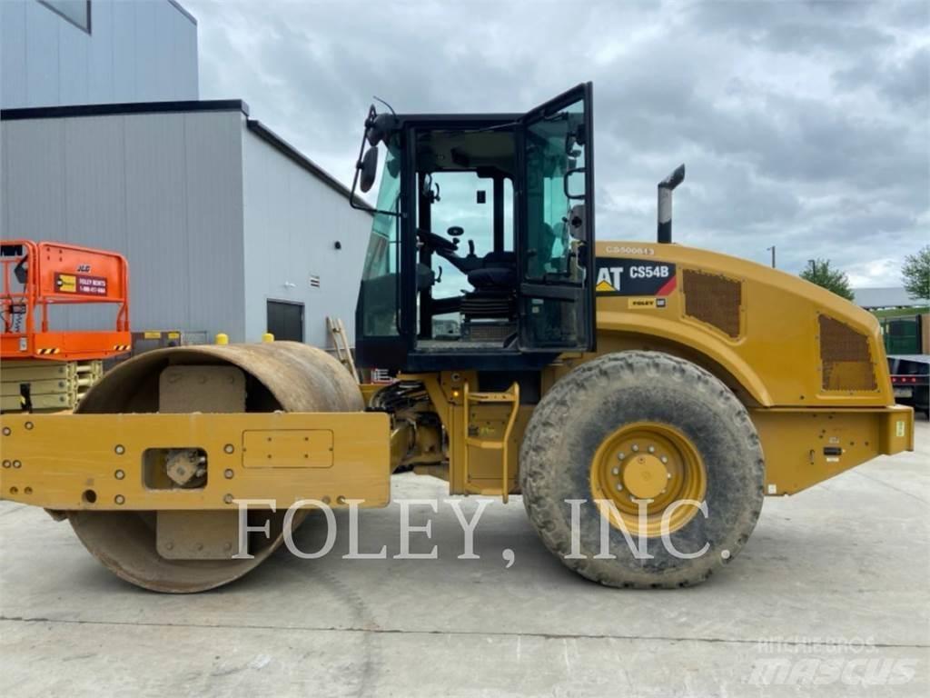 CAT CS54B 单轮压路机