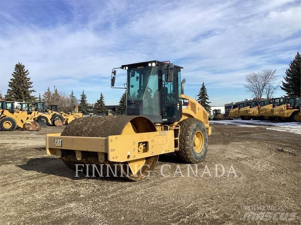 CAT CS54B 单轮压路机