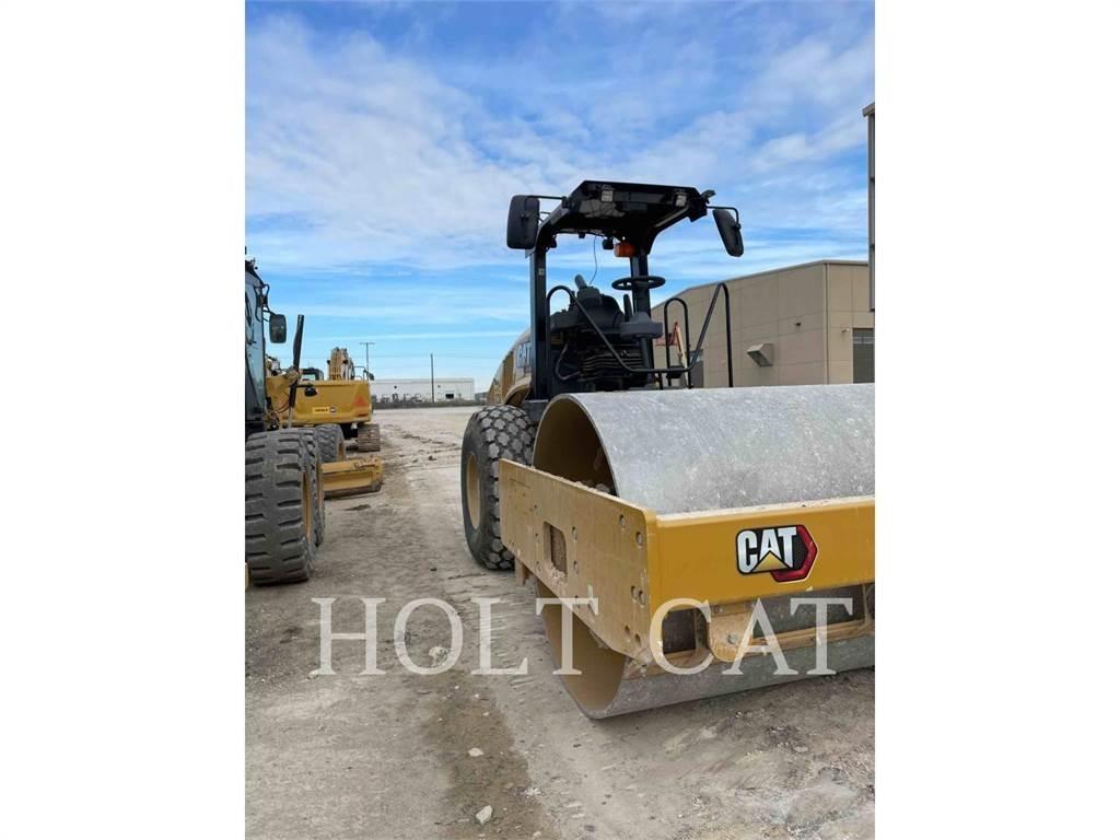 CAT CS54B 土壤压实机