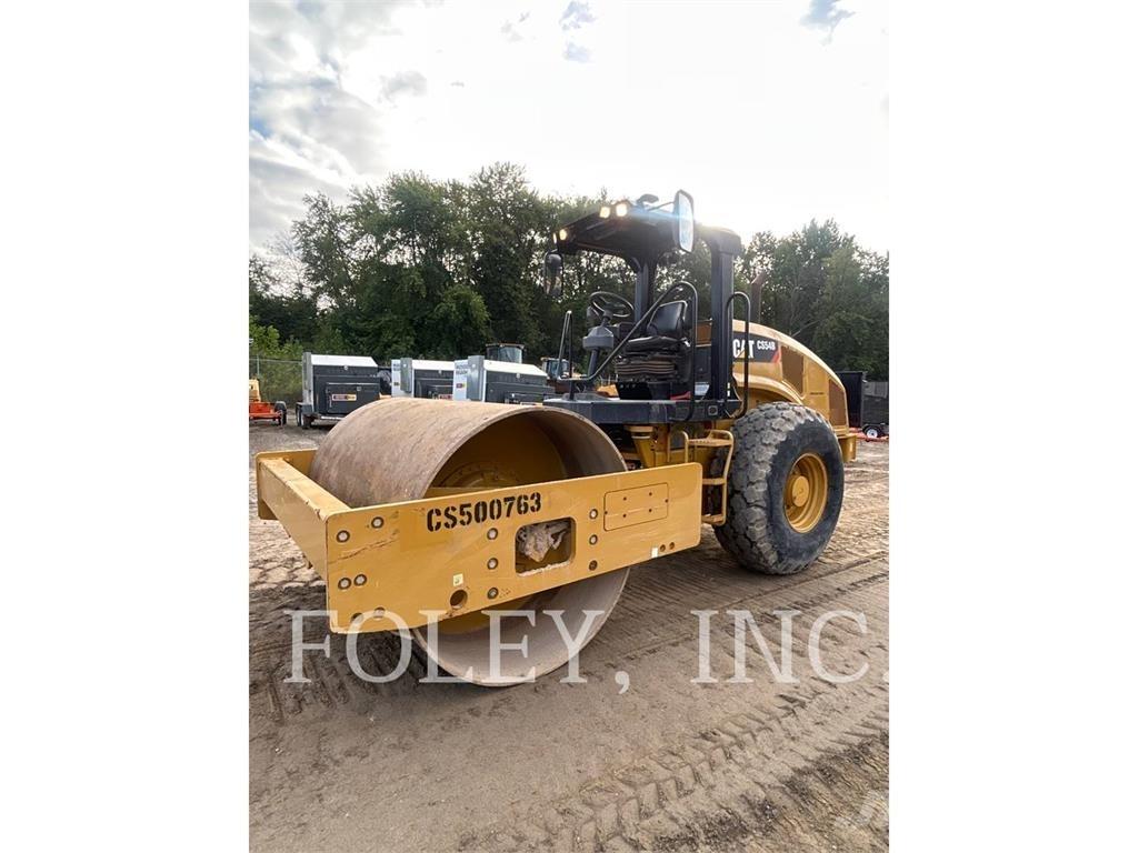 CAT CS54B 单轮压路机