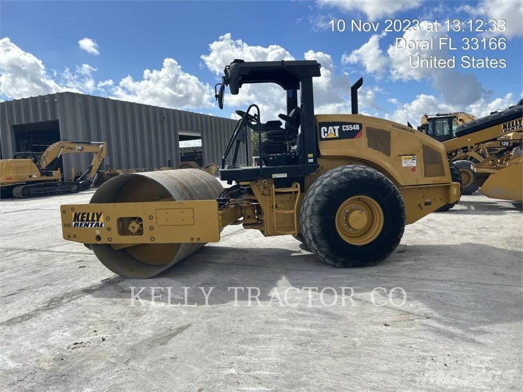 CAT CS54B 单轮压路机