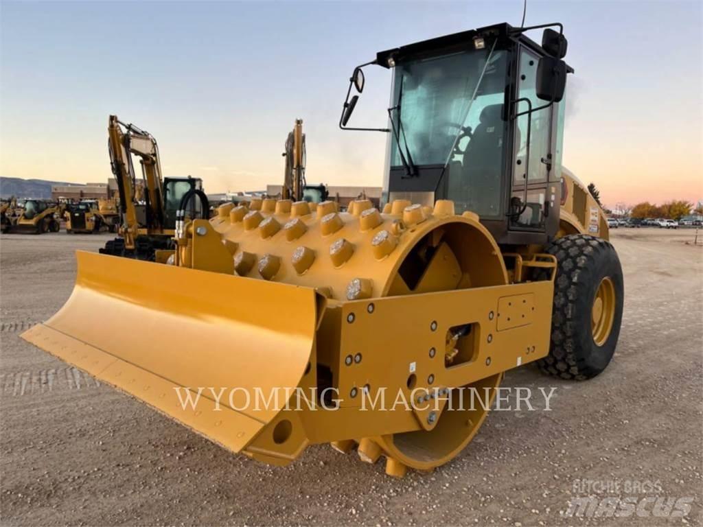CAT CS56 沥青喷洒机