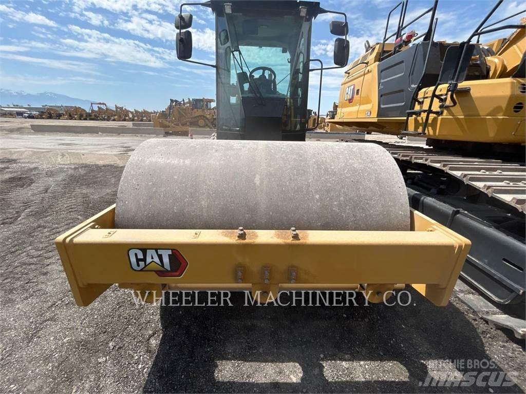 CAT CS56B 单轮压路机