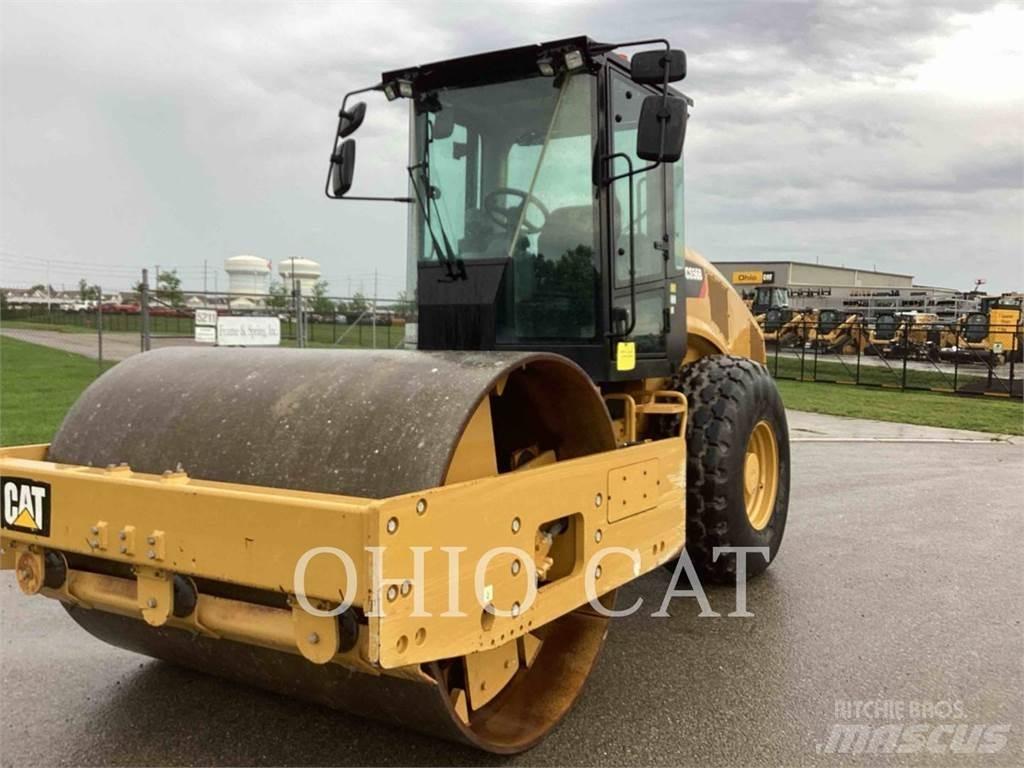 CAT CS56B 复合式压路机