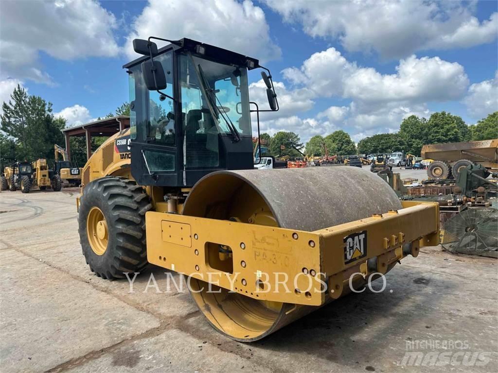 CAT CS56B 土壤压实机